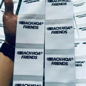 NHÃN SIZE CUỘN ĐỦ SIZE